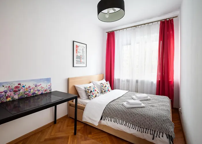 Rondo Onz Red & Yellow Apartment