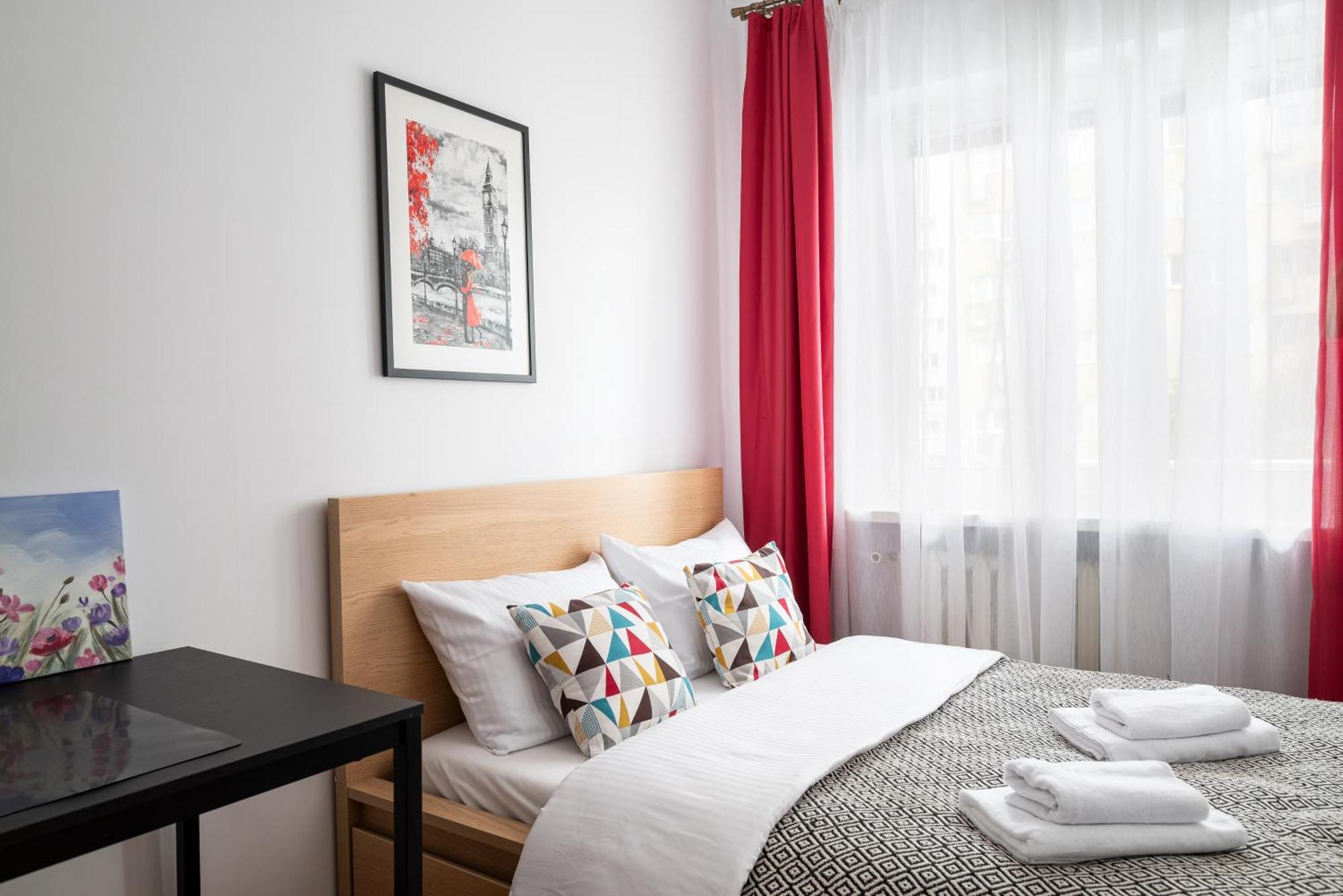 Rondo Onz Red & Yellow Apartamento